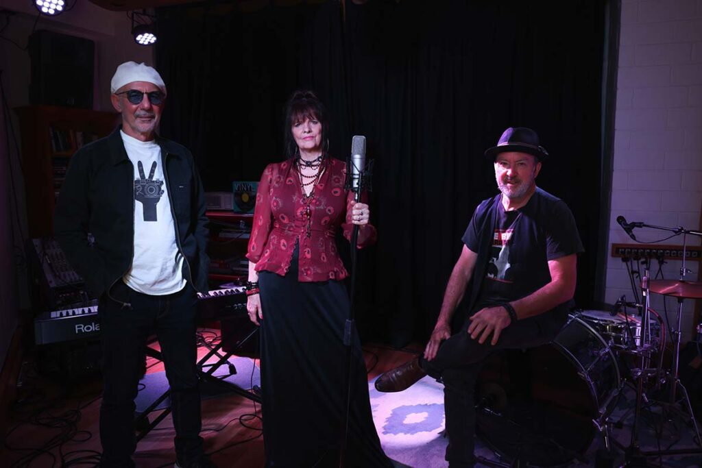 Liza ohlback and mercy train resized copy Liza Ohlback & The Mercy Train